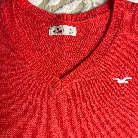 weater Hollister size  S  ORANGE V neck - Picture 6 of 8
